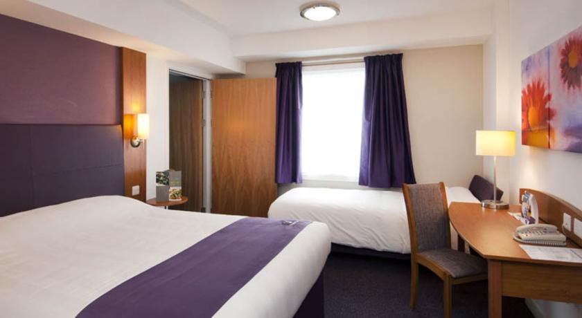 Premier Inn 奇切斯特 客房 照片