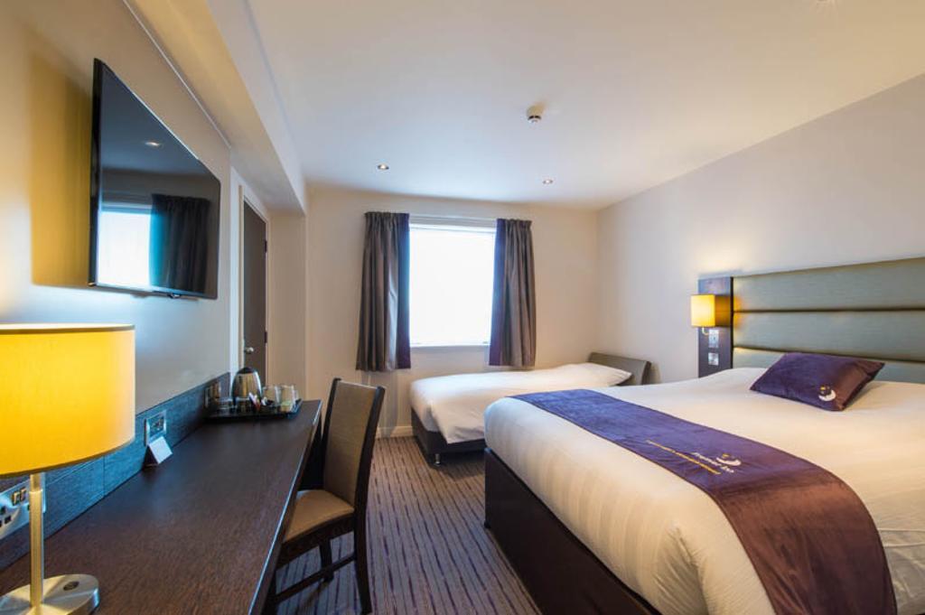 Premier Inn 奇切斯特 外观 照片