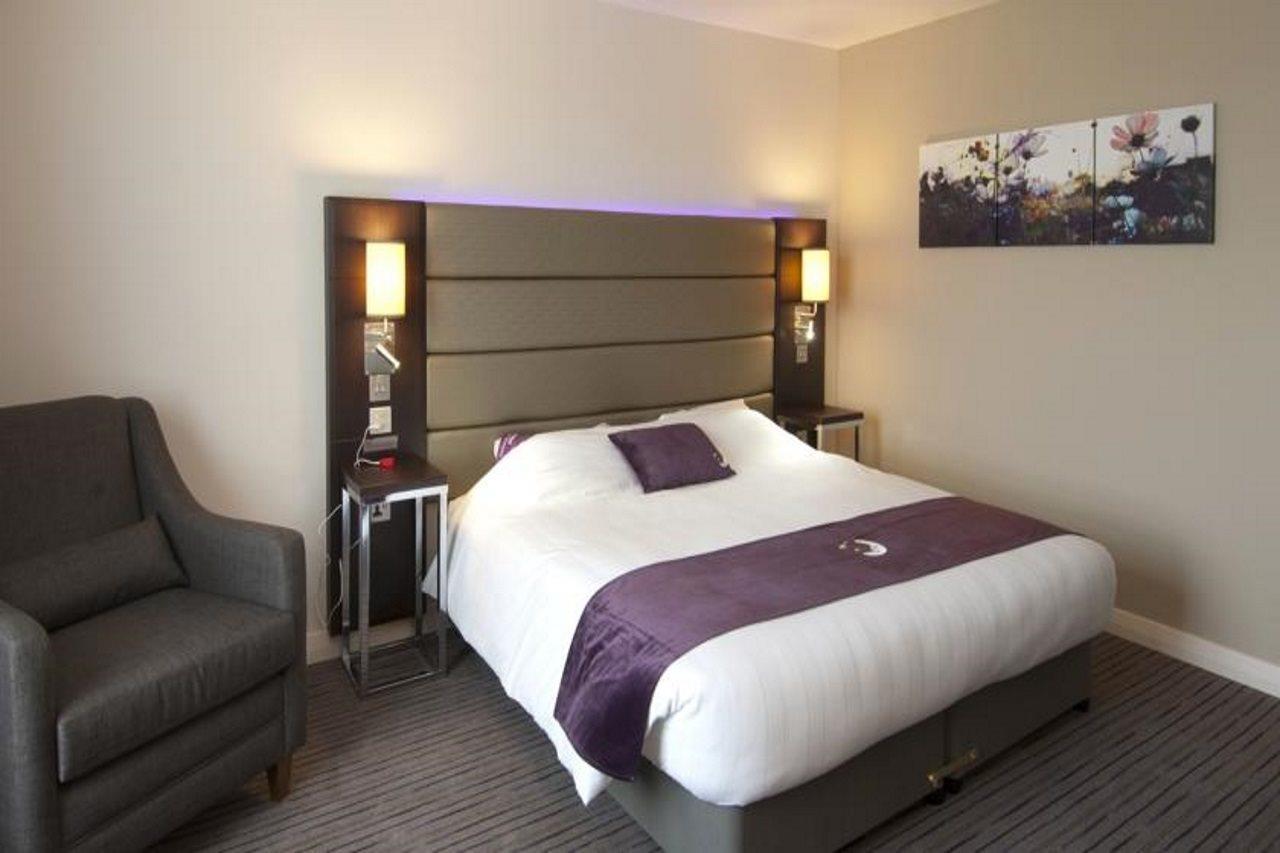 Premier Inn 奇切斯特 外观 照片